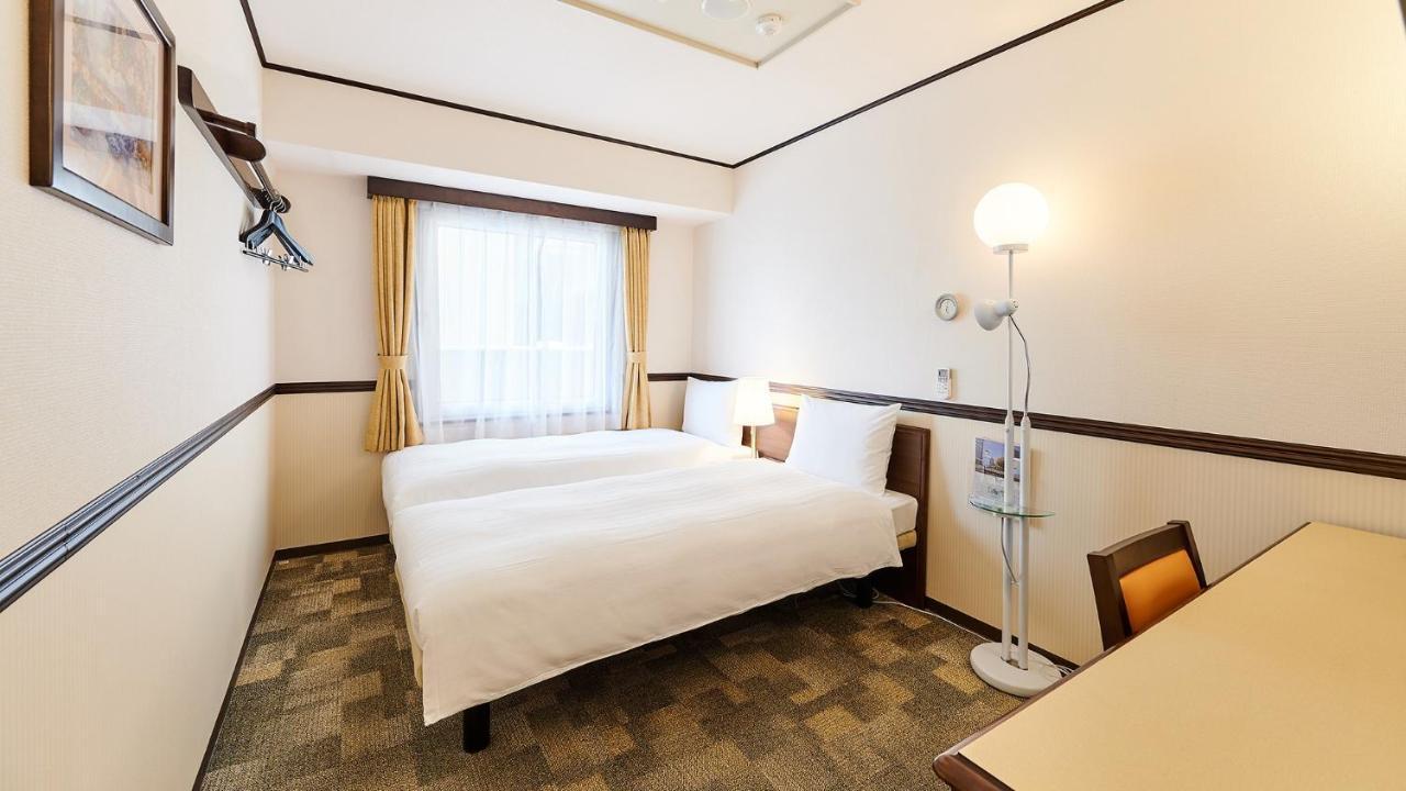 Toyoko Inn Kashiwa Eki Nishi Guchi Exteriér fotografie
